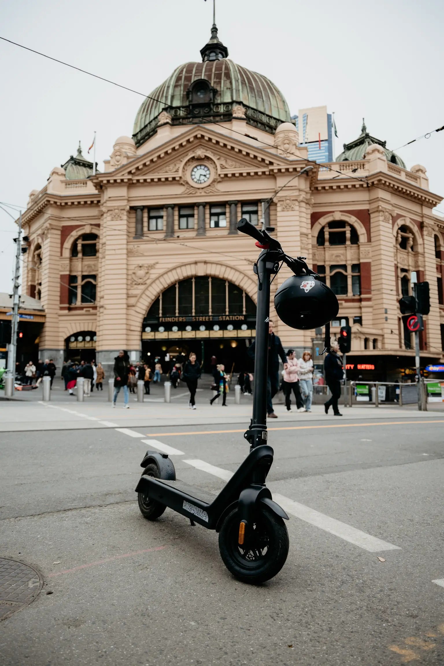 aurora electric scooter iconic melbourne flinders street station