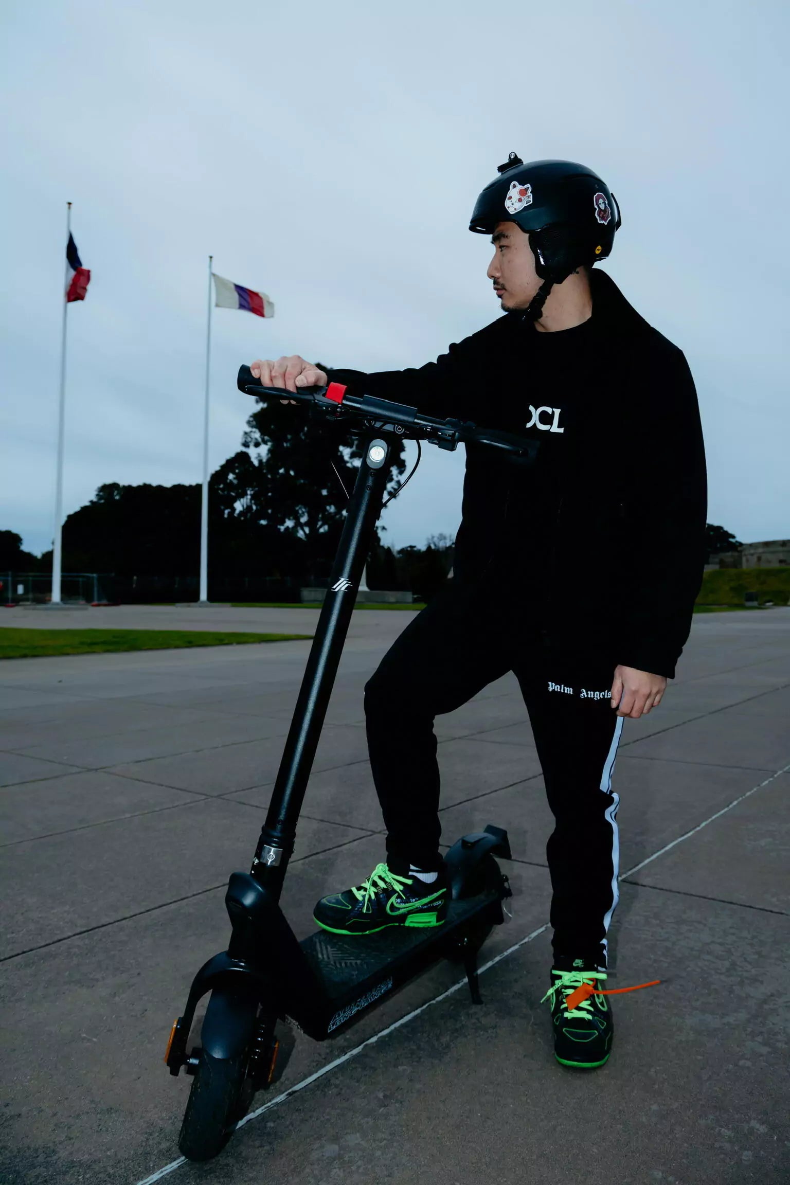 aurora-electric-scooter-stylish